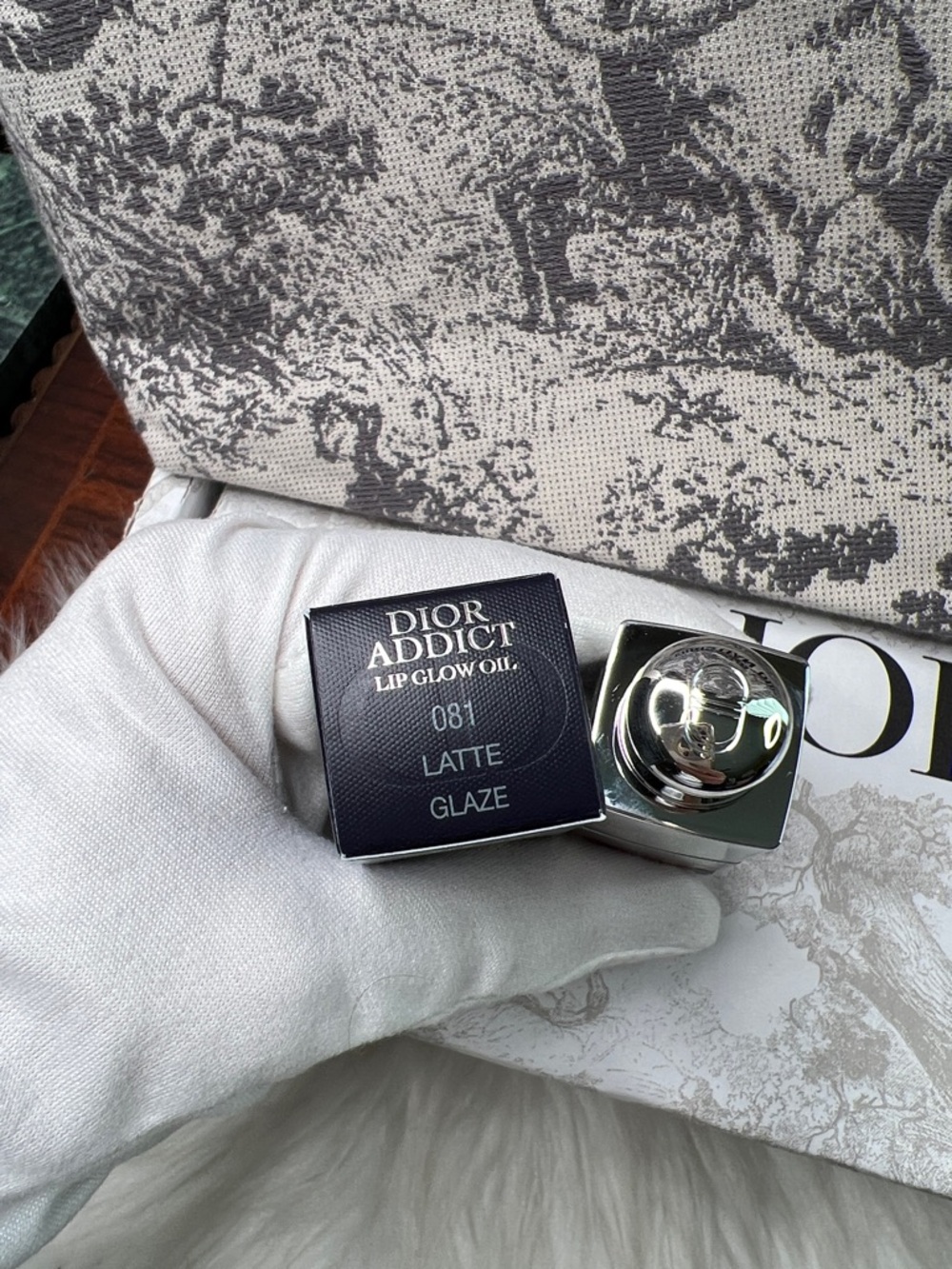 Dior Canvas Tote Beauty Bag With Dior Addict Lip Glow Oil (081) NWOT With Box - Picture 16 of 17